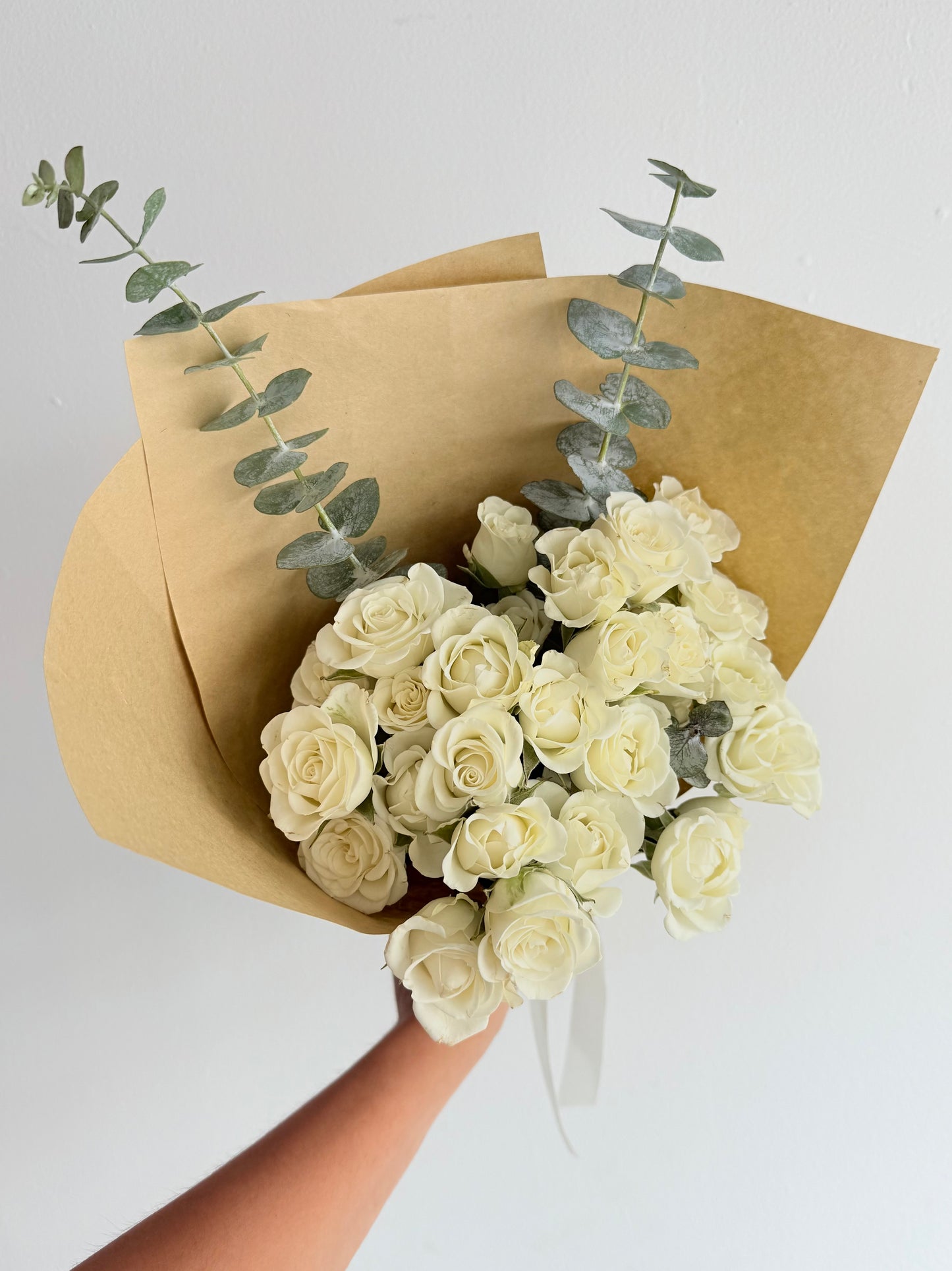 II. Oh My Spray Rose Chic Bouquet