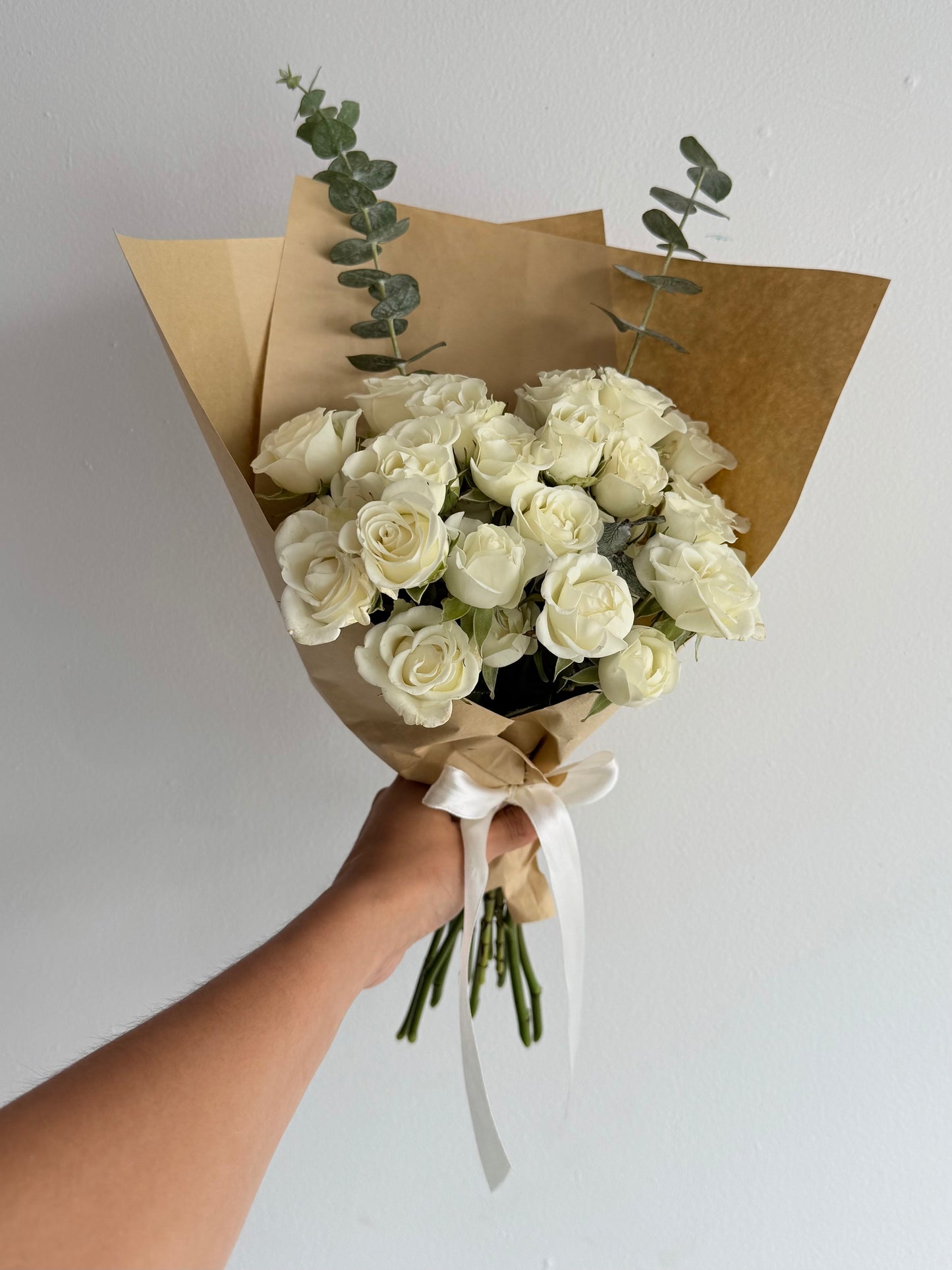 II. Oh My Spray Rose Chic Bouquet